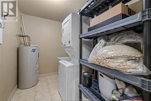 5995 Ellis Unit# 116, Lasalle, ON - Indoor Photo Showing Laundry Room