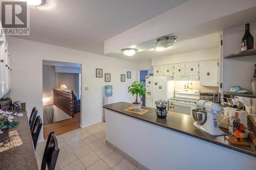 18 Heather Place, Osoyoos, BC - Indoor