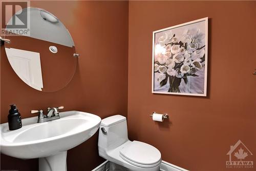 5844 Longhearth Way, Manotick, ON - Indoor Photo Showing Bathroom