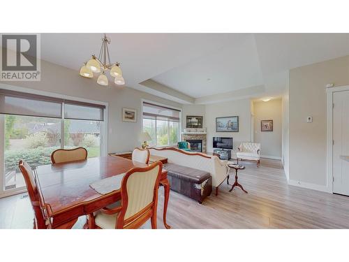 2130 Lawrence Avenue, Penticton, BC - Indoor Photo Showing Dining Room