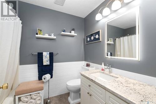 358 Pine Drive, Buckland Rm No. 491, SK - Indoor Photo Showing Bathroom