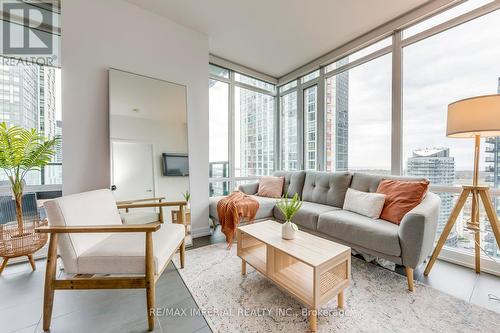 2409 - 170 Fort York Boulevard, Toronto, ON - Indoor Photo Showing Living Room