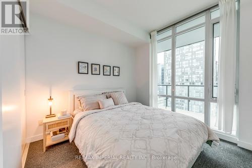 2409 - 170 Fort York Boulevard, Toronto, ON - Indoor Photo Showing Bedroom