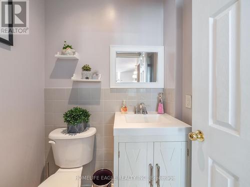 2104 Osbond Road, Innisfil, ON - Indoor Photo Showing Bathroom