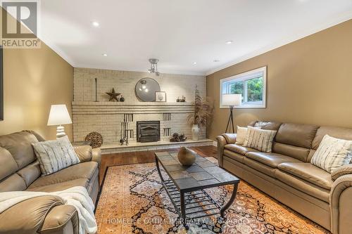 22 Artesian Avenue, East Gwillimbury, ON - Indoor Photo Showing Living Room With Fireplace