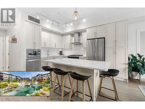 4380 Lakeshore Road Unit# 208, Kelowna, BC - Indoor Photo Showing Kitchen With Upgraded Kitchen
