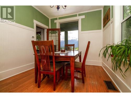 129 Maple Street, Revelstoke, BC - Indoor Photo Showing Dining Room