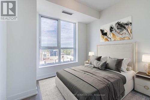 3326 - 9 Mabelle Avenue, Toronto, ON - Indoor Photo Showing Bedroom