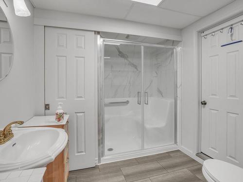 Salle de bains - 16 Ch. Watson, Val-Des-Monts, QC - Indoor Photo Showing Bathroom