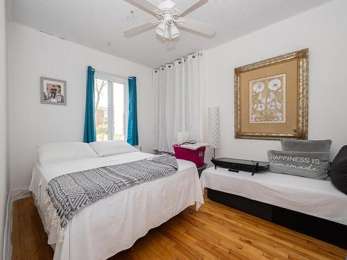 Chambre Ã Â coucher - 6346  - 6348A Av. Coolbrook, Montréal (Côte-Des-Neiges/Notre-Dame-De-Grâce), QC - Indoor Photo Showing Bedroom