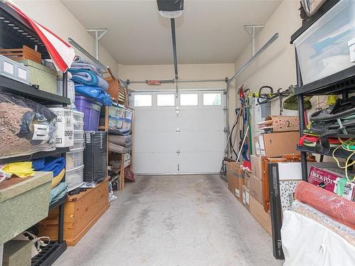 992 Wild Pond Lane, Langford, BC - Indoor Photo Showing Garage
