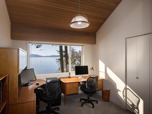 9600 Ardmore Dr, North Saanich, BC - Indoor Photo Showing Office