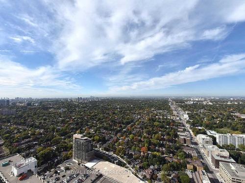 2109-2221 Yonge St, Toronto, ON - Outdoor With View