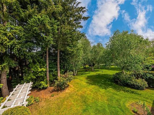 1355 Gambier Pl, Parksville, BC - Outdoor