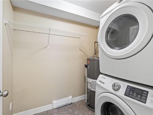 129 Grace Pl, Nanaimo, BC - Indoor Photo Showing Laundry Room