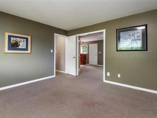 1485 10Th St East, Courtenay, BC - Indoor Photo Showing Other Room