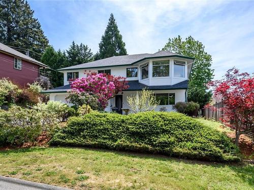 1485 10Th St East, Courtenay, BC - Outdoor