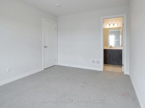 121 Sunflower Pl, Welland, ON - Indoor Photo Showing Other Room