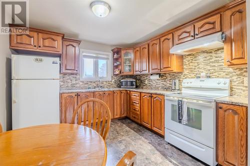 121 Point Road, Chapel'S Cove, NL - Indoor Photo Showing Kitchen