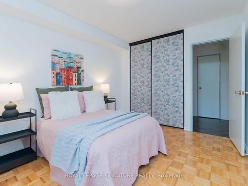 R1-4-60 Pavane Linkway, Toronto, ON - Indoor Photo Showing Bedroom