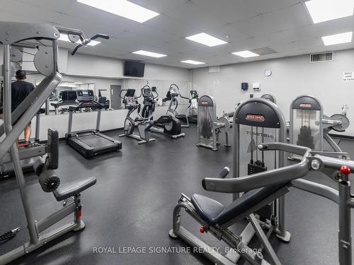 R1-4-60 Pavane Linkway, Toronto, ON - Indoor Photo Showing Gym Room