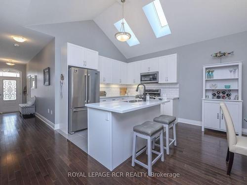 63 Summerhill Dr, New Tecumseth, ON - Indoor Photo Showing Kitchen With Stainless Steel Kitchen