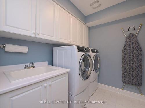 63 Summerhill Dr, New Tecumseth, ON - Indoor Photo Showing Laundry Room