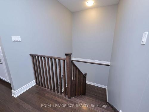 63 Summerhill Dr, New Tecumseth, ON - Indoor Photo Showing Other Room