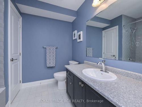 63 Summerhill Dr, New Tecumseth, ON - Indoor Photo Showing Bathroom