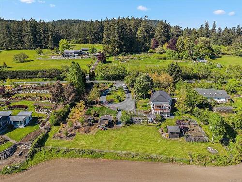 1271 Mt. Newton Cross Rd, Central Saanich, BC - Outdoor With View