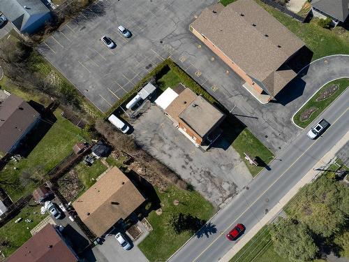 Aerial photo - 12320 Boul. Gouin O., Montréal (Pierrefonds-Roxboro), QC -  With View