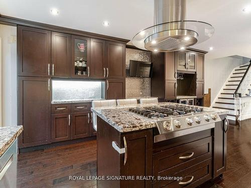 761 Richmond St W, Toronto, ON - Indoor Photo Showing Kitchen With Upgraded Kitchen