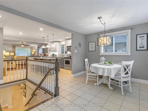 19306 Holland Landing Rd, East Gwillimbury, ON - Indoor Photo Showing Dining Room