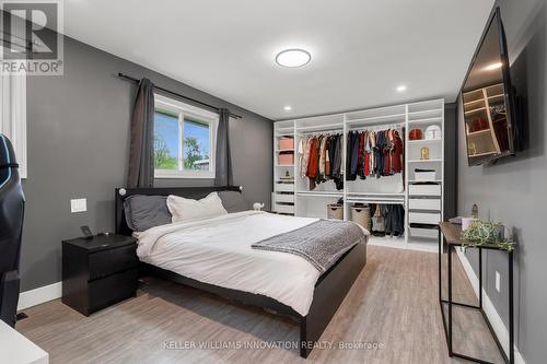 1143 Pelham Road, St. Catharines, ON - Indoor Photo Showing Bedroom