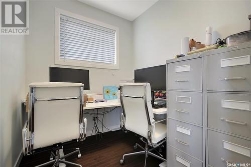 7510 Lilac Place, Regina, SK - Indoor Photo Showing Office