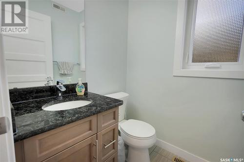 7510 Lilac Place, Regina, SK - Indoor Photo Showing Bathroom