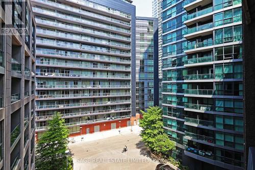 633 - 600 Fleet Street, Toronto, ON - Outdoor With Balcony With Facade