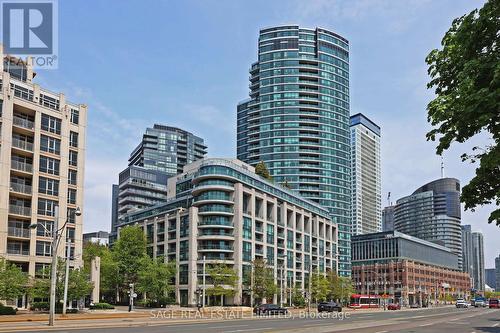 633 - 600 Fleet Street, Toronto (Niagara), ON - Outdoor With Facade