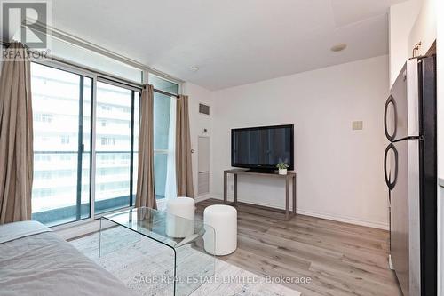 633 - 600 Fleet Street, Toronto (Niagara), ON - Indoor Photo Showing Bedroom