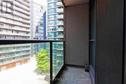 633 - 600 Fleet Street, Toronto (Niagara), ON - Outdoor With Balcony