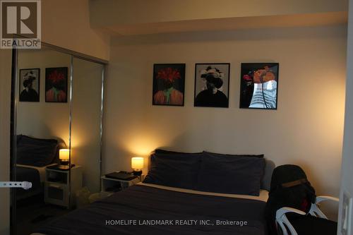 #2902 - 1080 Bay Street, Toronto, ON - Indoor Photo Showing Bedroom