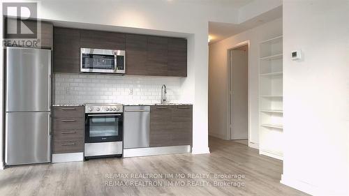 802 - 28 Wellesley Street E, Toronto, ON - Indoor Photo Showing Kitchen With Stainless Steel Kitchen