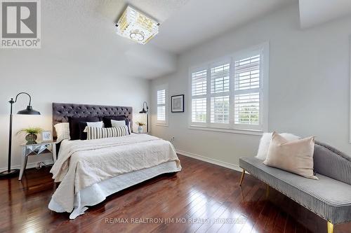 28 Sanders Drive, Markham, ON - Indoor Photo Showing Bedroom