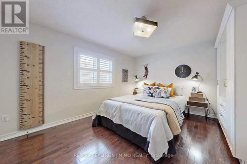 28 Sanders Drive, Markham, ON - Indoor Photo Showing Bedroom