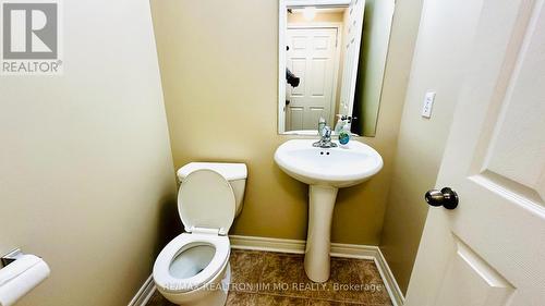 5 Carness Crescent, Georgina, ON - Indoor Photo Showing Bathroom