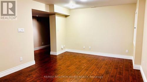 5 Carness Crescent, Georgina, ON - Indoor Photo Showing Other Room