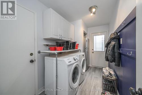 532 Jeffreybrook Drive, London, ON - Indoor Photo Showing Laundry Room