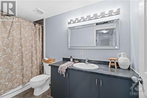 1250 Mcwatters Road Unit#42, Ottawa, ON - Indoor Photo Showing Bathroom