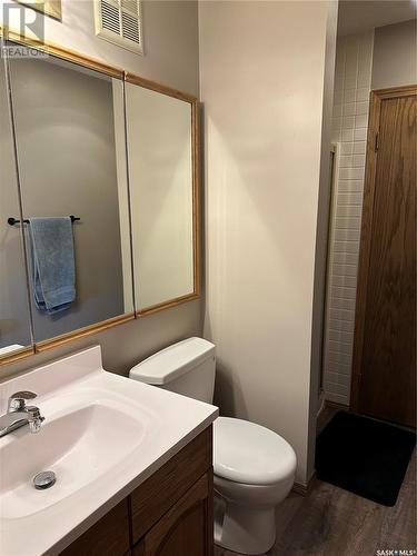 101 453 Walsh Trail, Swift Current, SK - Indoor Photo Showing Bathroom