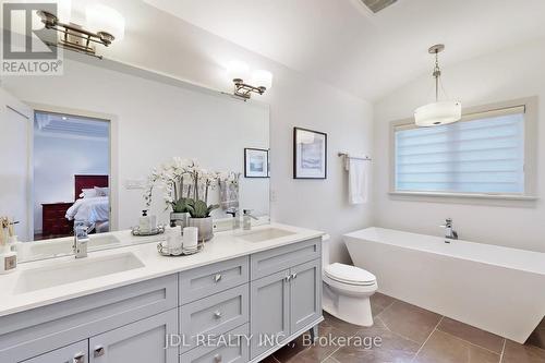 54 Granlea Road, Toronto, ON - Indoor Photo Showing Bathroom